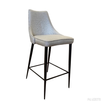 clara_stool